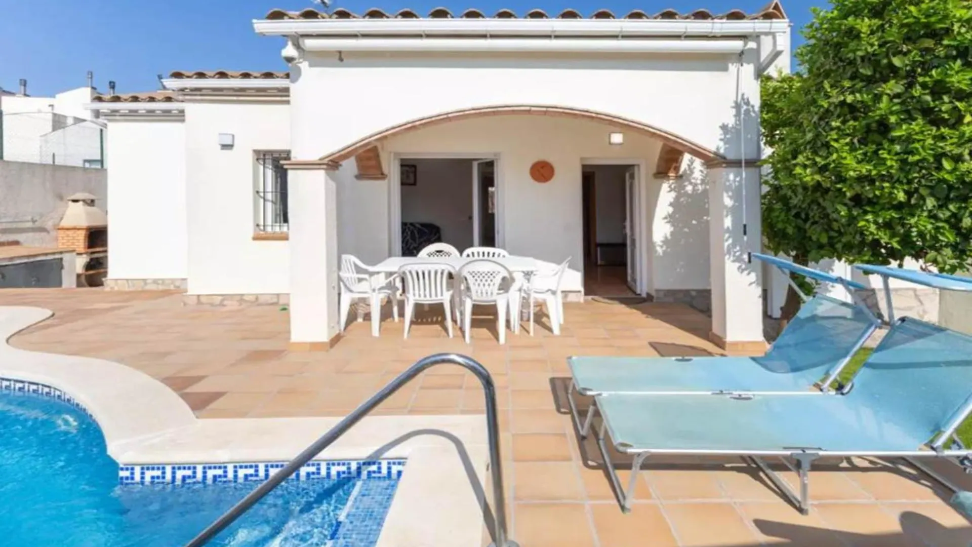 Cal Llop Villa L'Escala 0*,  Spain